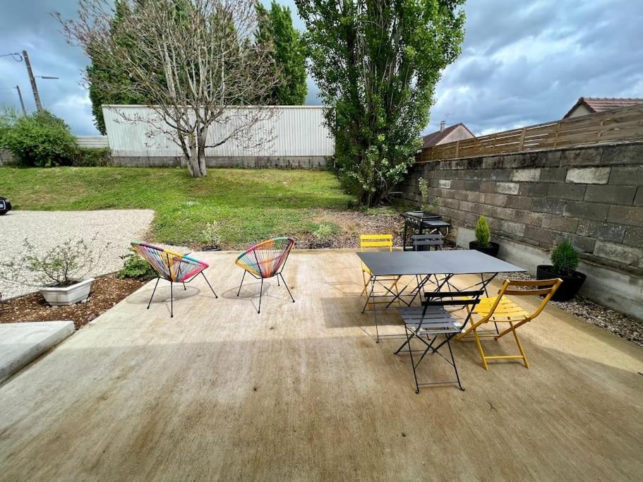 Logement De Plain-Pied Avec Jardin, Terrasse Gurgy Dış mekan fotoğraf