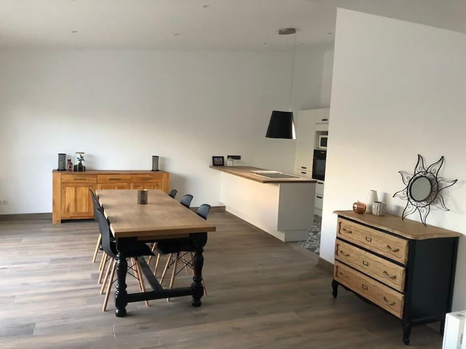 Logement De Plain-Pied Avec Jardin, Terrasse Gurgy Dış mekan fotoğraf
