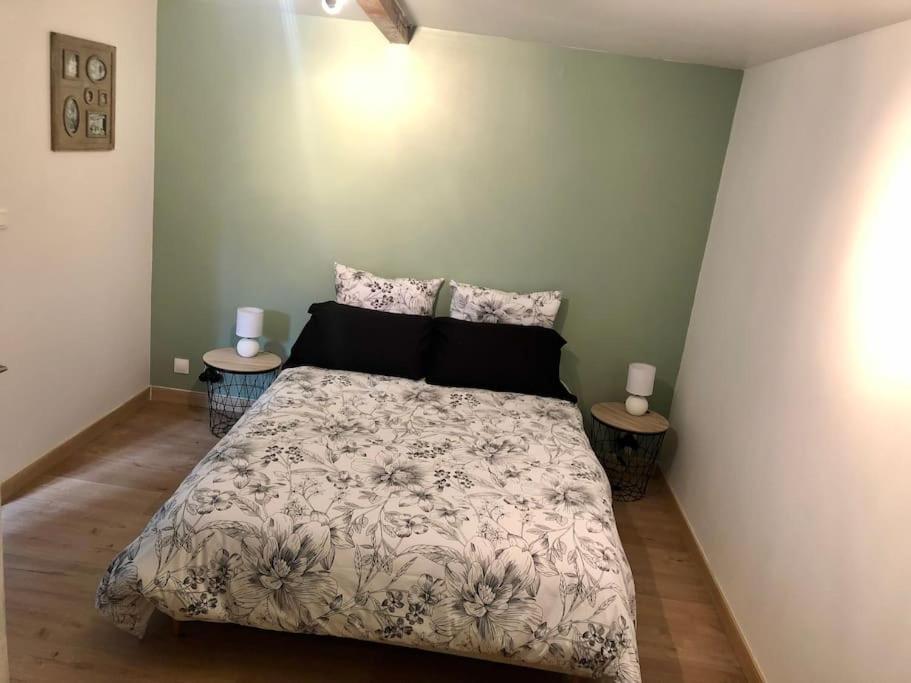 Logement De Plain-Pied Avec Jardin, Terrasse Gurgy Dış mekan fotoğraf
